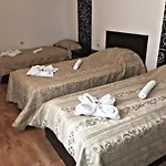 Santa Maria Hotel 2*