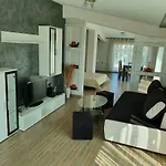 Santa Maria Hotel 2*