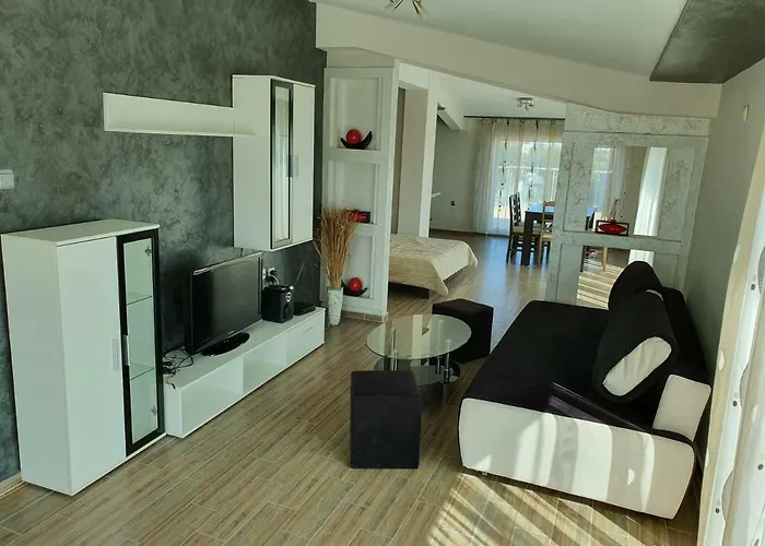 Santa Maria Hotel 2*